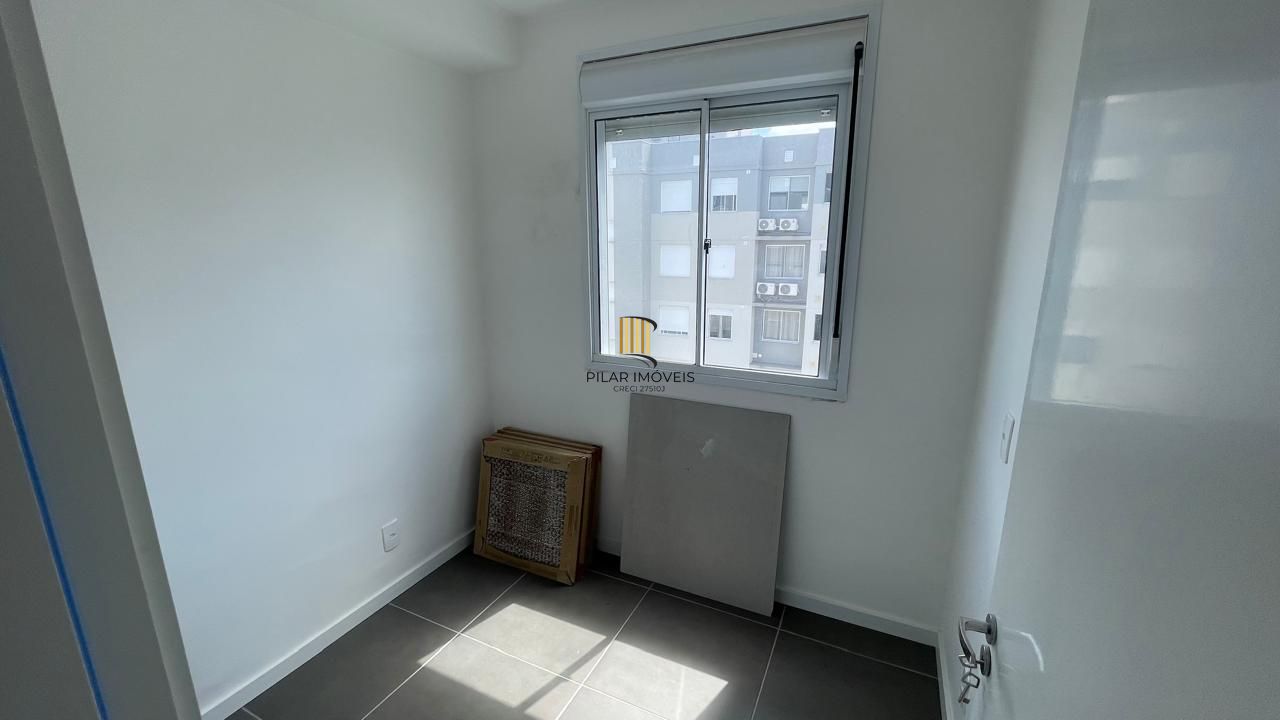 Apartamento de 2 dormitórios, 1 vaga coberta