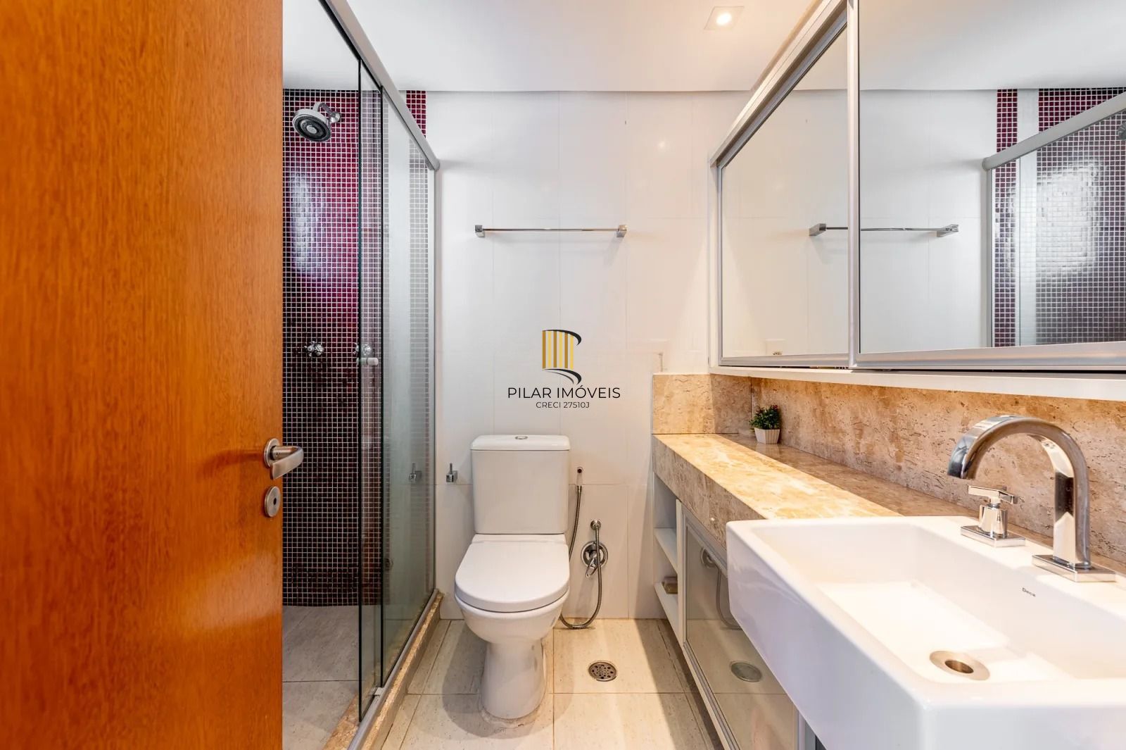 Apto Garden Duplex com 160m², 3 quartos, 1 suíte, 2 vagas, no bairro Rio Branco