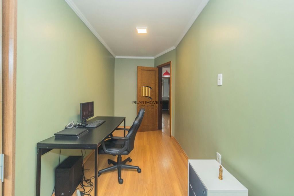 Encantadora casa com 175m², 03 dormitórios, Rua Paul Harris, Jardim Planato