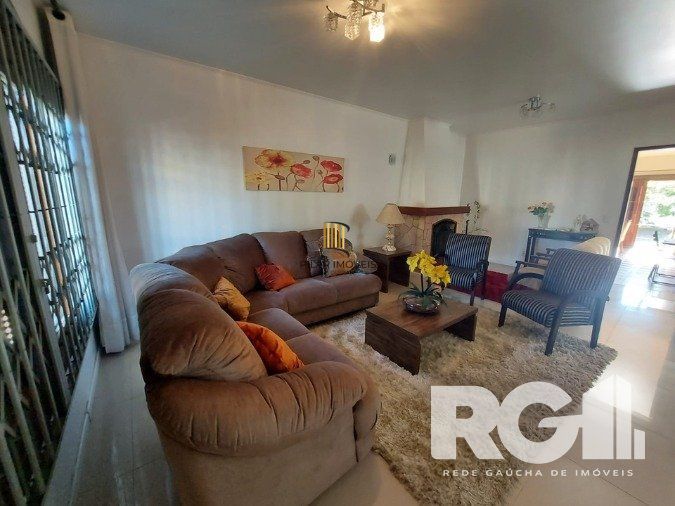 Casa 4 dormitórios no bairro Jardim Itu