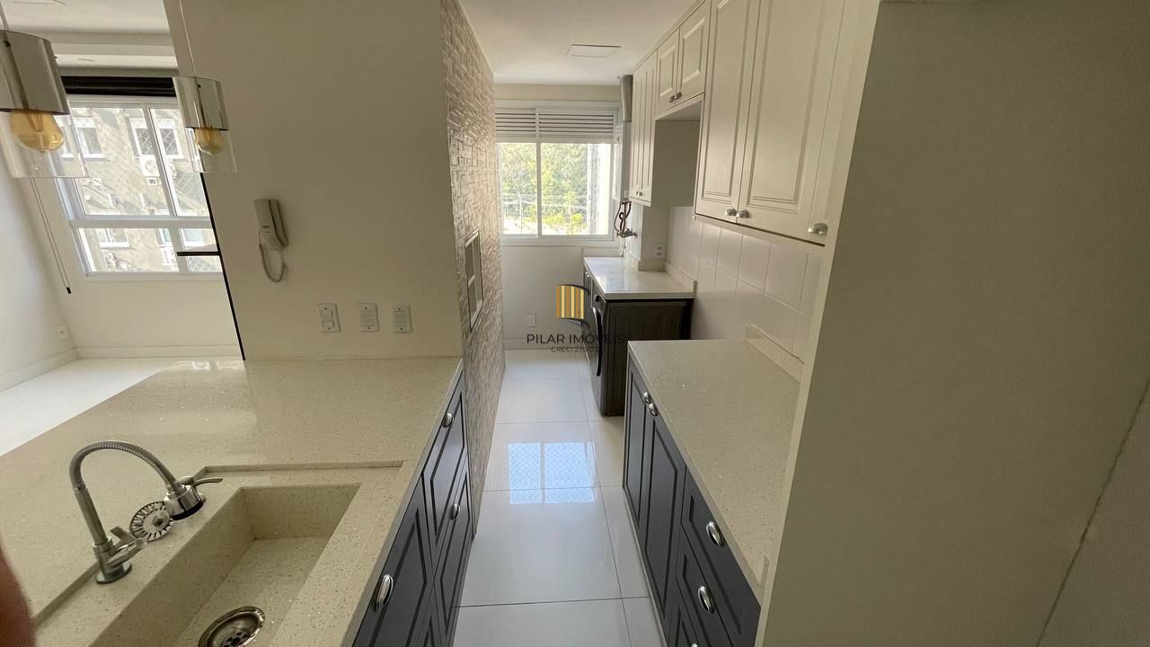 Apartamento 3 dormitórios no bairro Jardim Carvalho