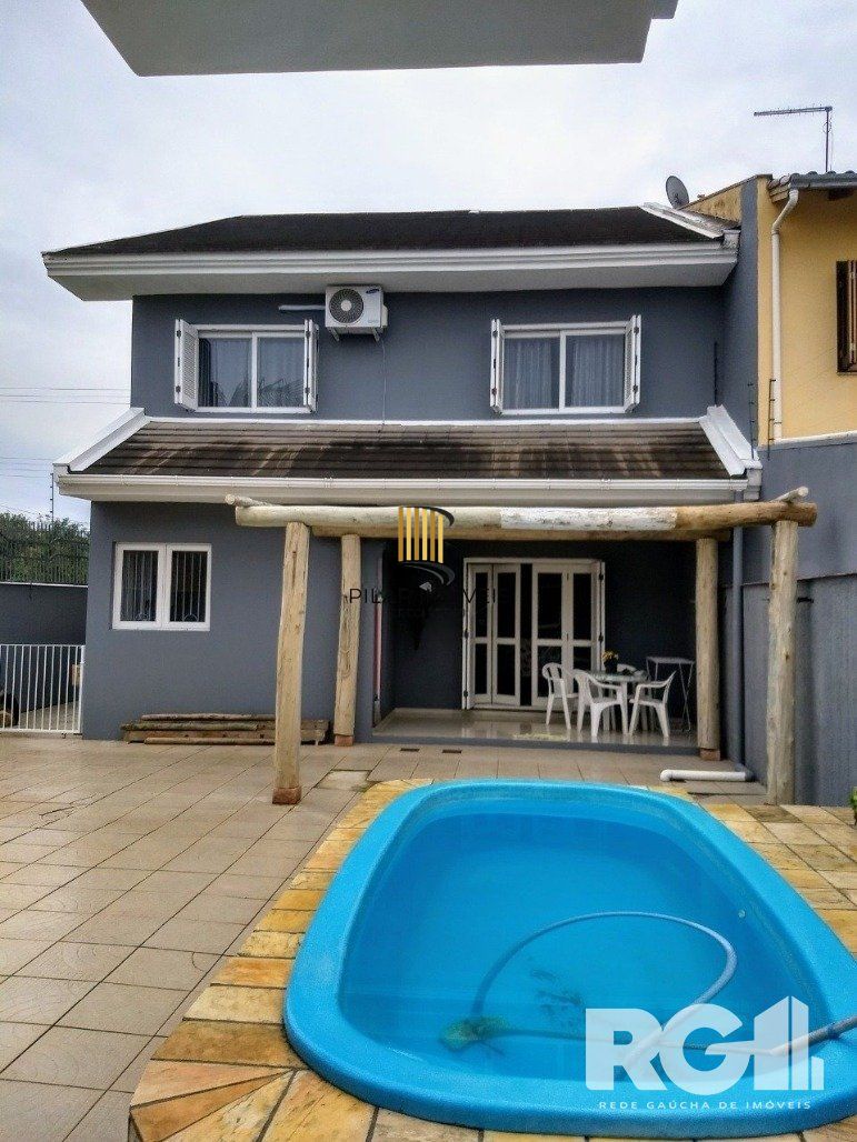 Casa 4 dormitórios no bairro Parque Santa Fé