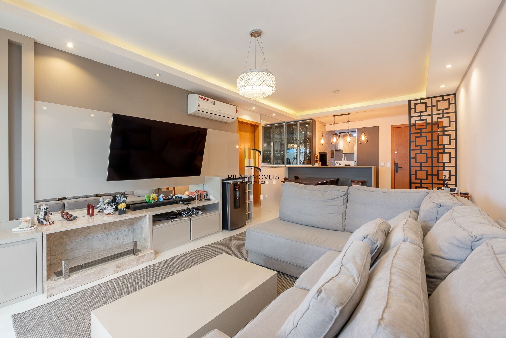 Apartamento Garden mobiliado, com 180 m² privativos, no bairro Chácara das Pedras