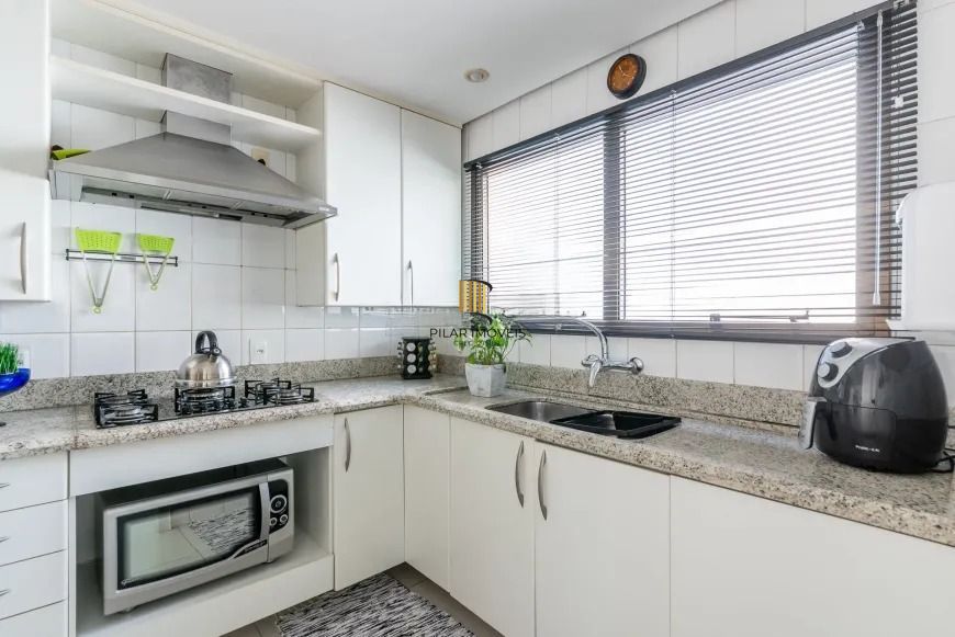 Apartamento Garden com 3 dormitórios e pátio ensolarado