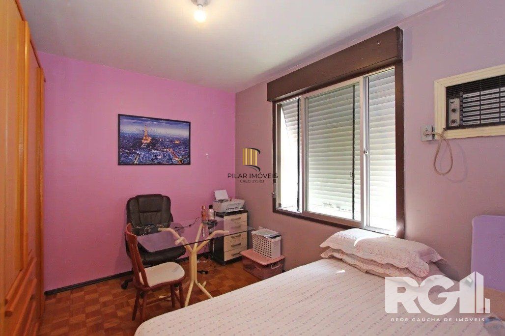 Casa 4 Dormitório(s) Bairro Jardim Sabará