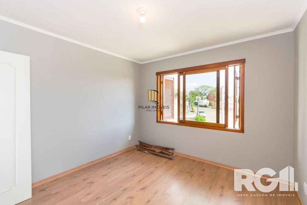 Casa com piscina, 3 dormitórios, 258m² privativos, no Jardim Itu.