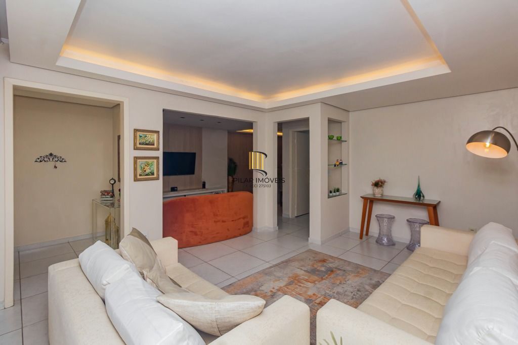 Casa 3 dormitórios, 2 suítes, piscina