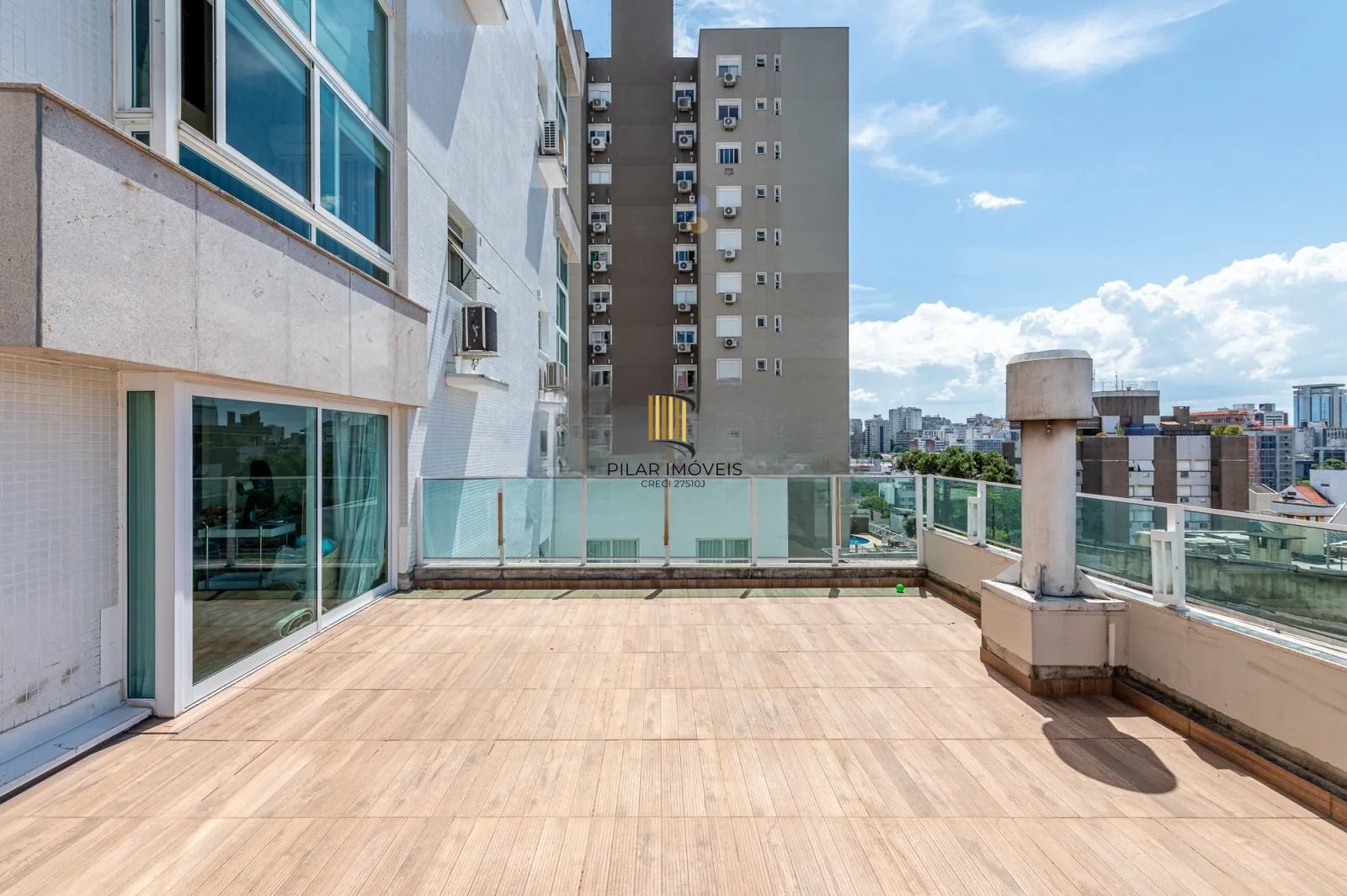 Apto Garden Duplex com 160m², 3 quartos, 1 suíte, 2 vagas, no bairro Rio Branco