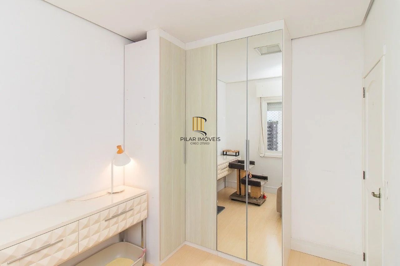 Cobertura com 3 Quartos (1 suíte) e 3 banheiros, 158 m², 2 vagas