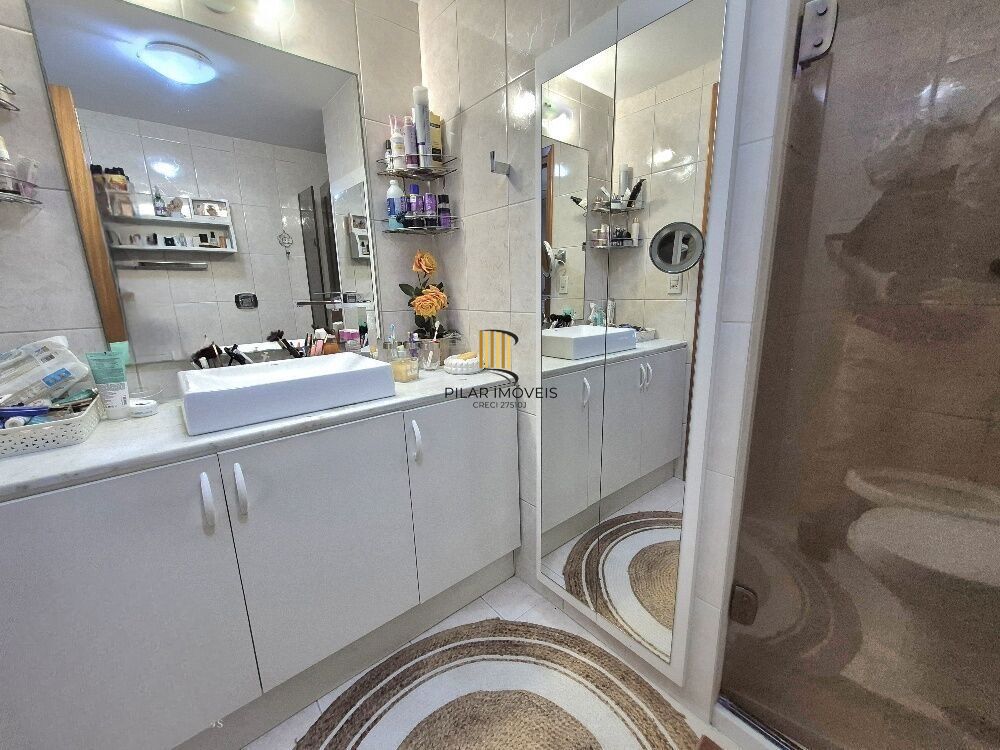 Apartamento 3 dormitórios no bairro Mont Serrat
