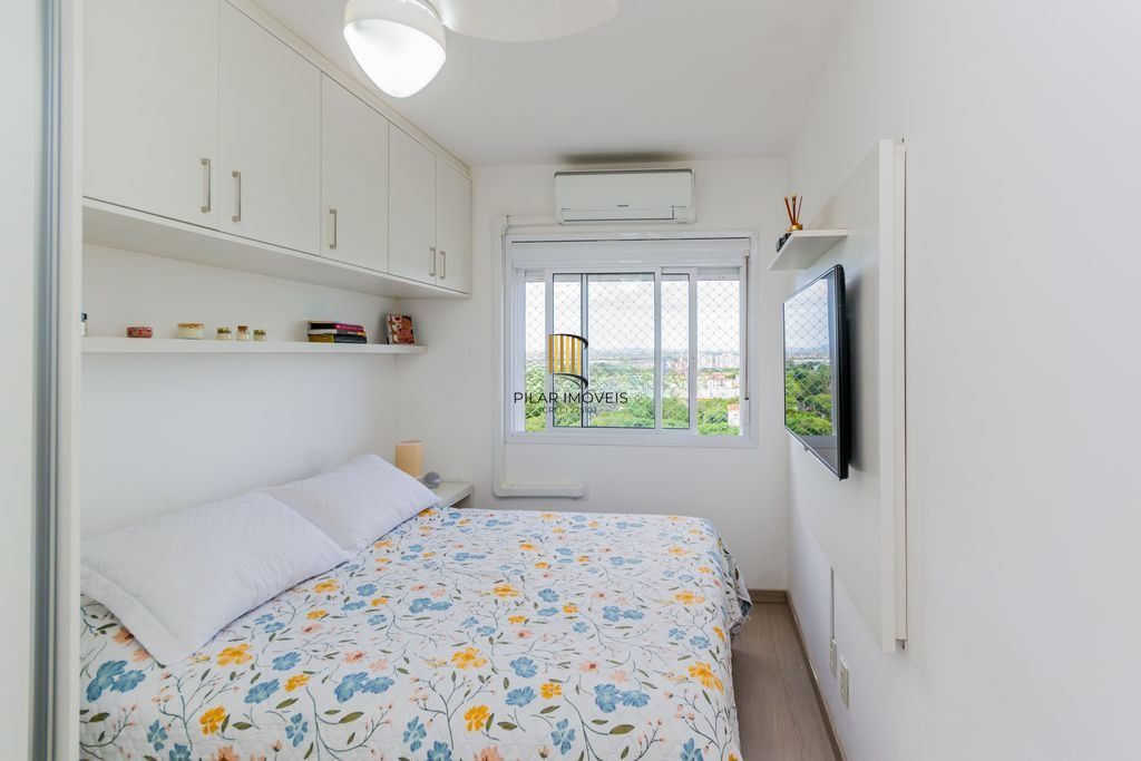 Apartamento 2 dormitórios no bairro Humaitá