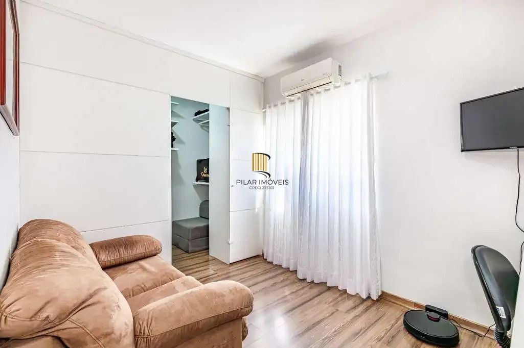 Sobrado com 3 Dormitórios, Suíte e Terraço Panorâmico - Jardim Planalto