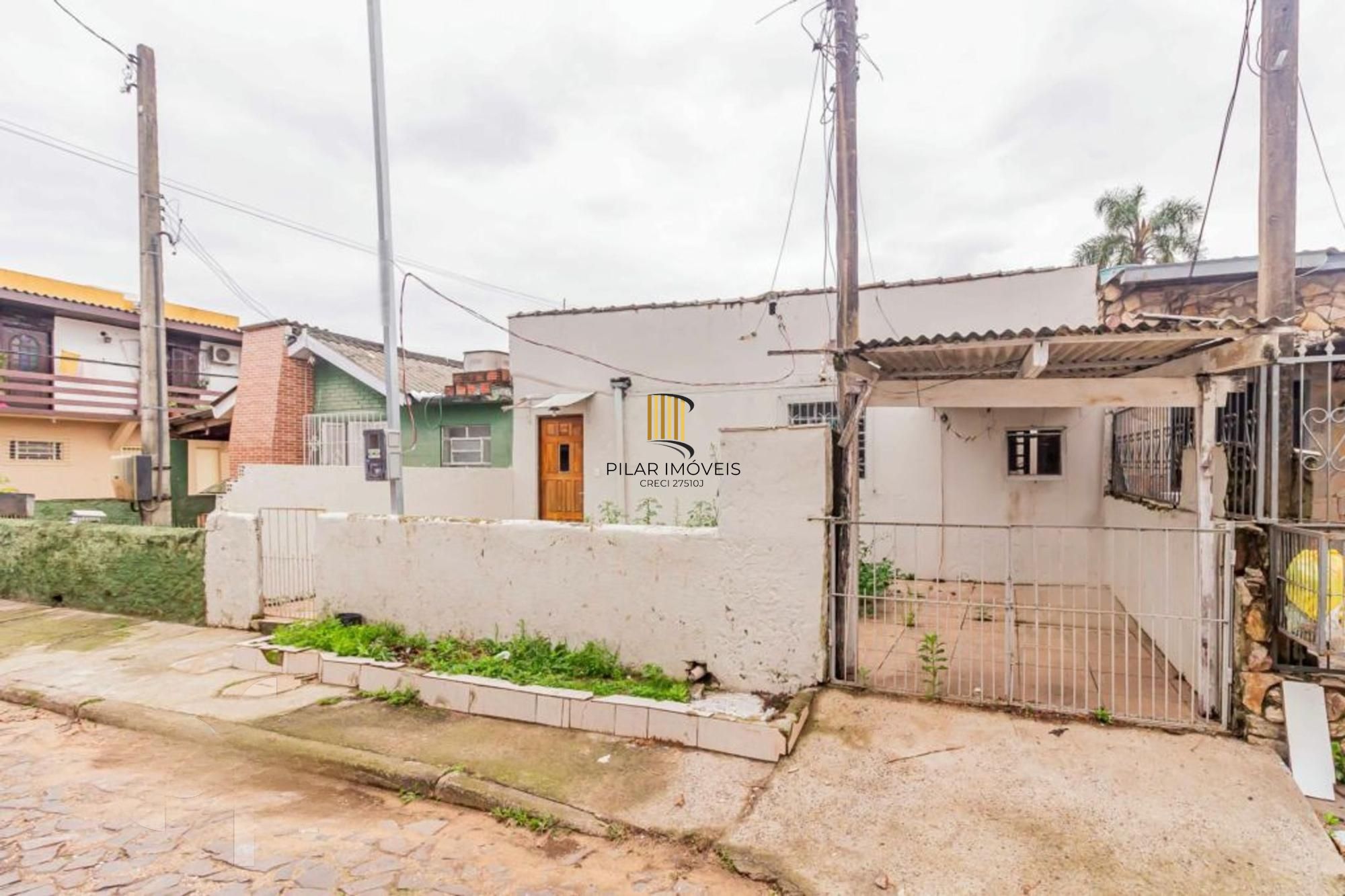 Casa 2 dormitórios no bairro Farrapos