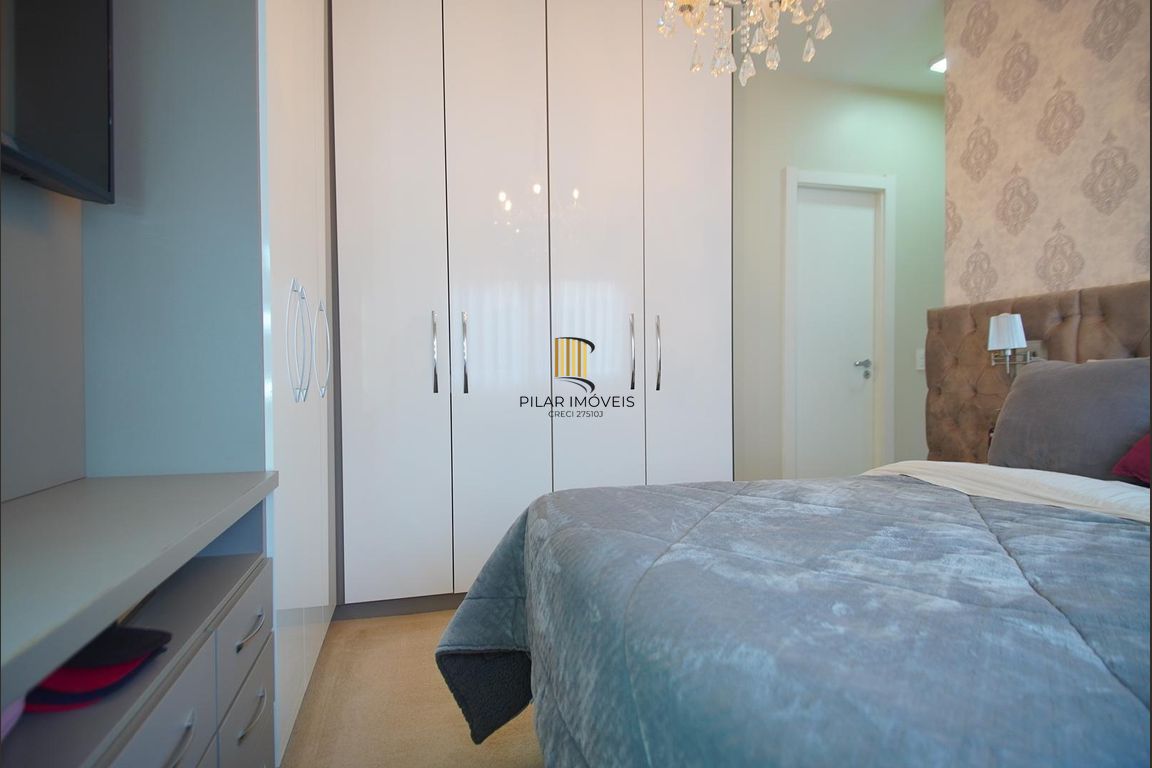 Apartamento garden semimobiliado 2 dormitórios, e vaga pra 2 carros.