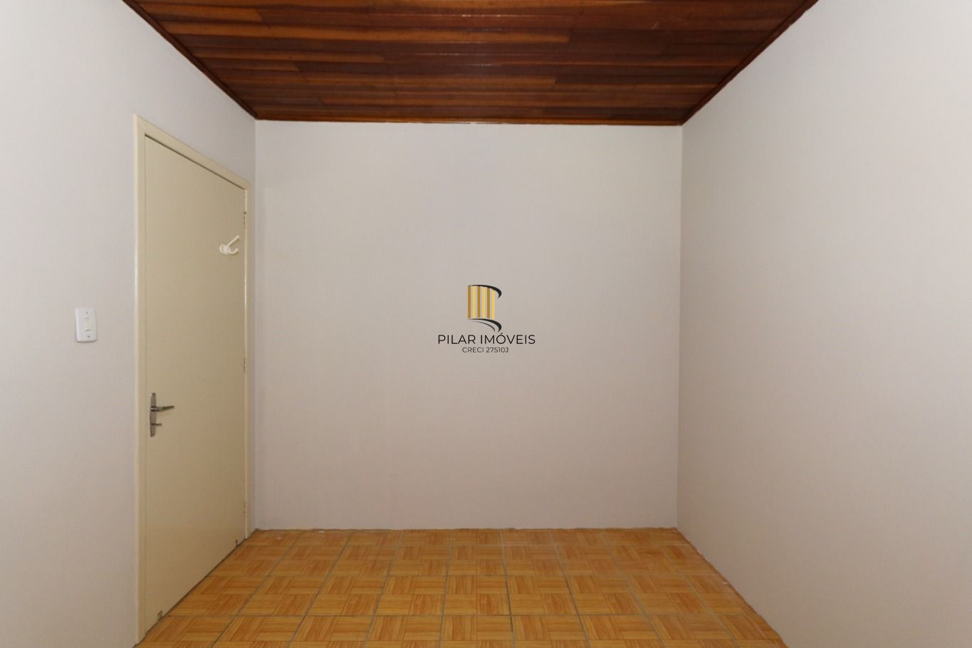 Casa aconchegante em condomínio com 2 dormitórios, no condomínio no Bairro Igara Canoas