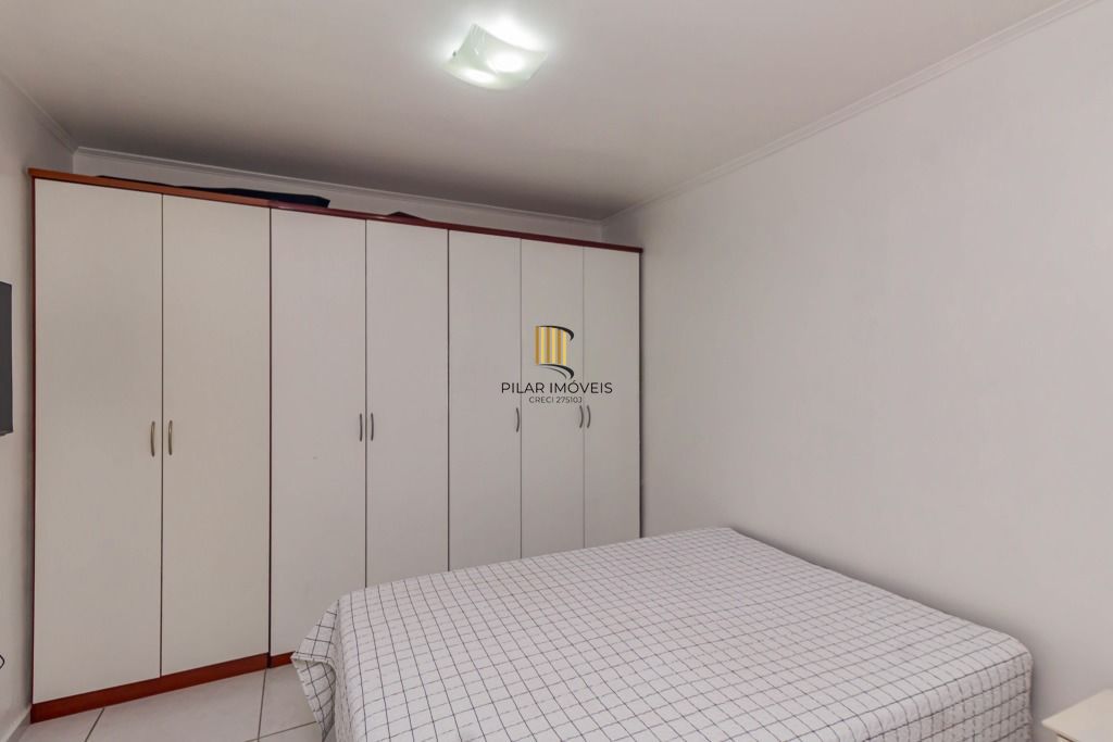 Casa 3 dormitórios, 2 suítes, piscina