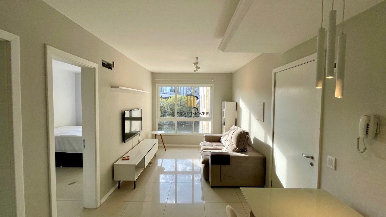 Apartamento 1 Dormitório com Vaga no Petrópolis