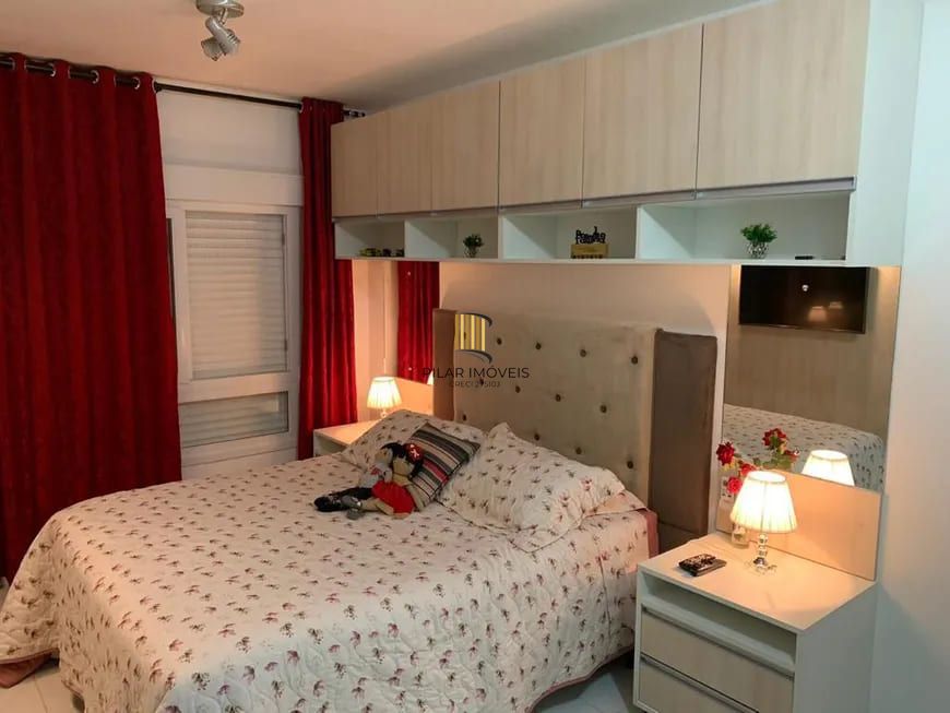 Apartamento 3 dormitórios no bairro Menino Deus
