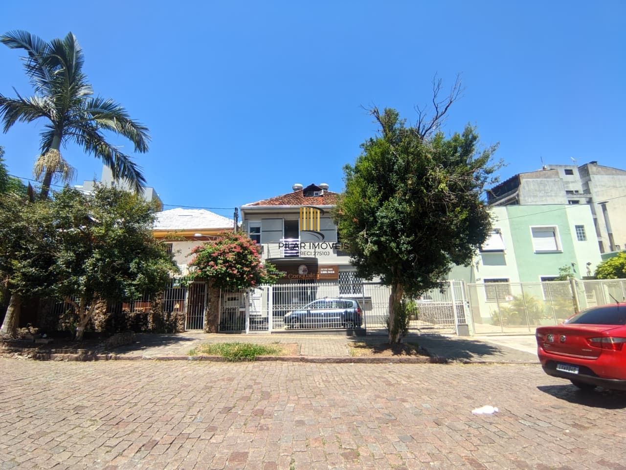 Casa com 3  Dormitórios, sacada e churrasqueira, no Bairro São João