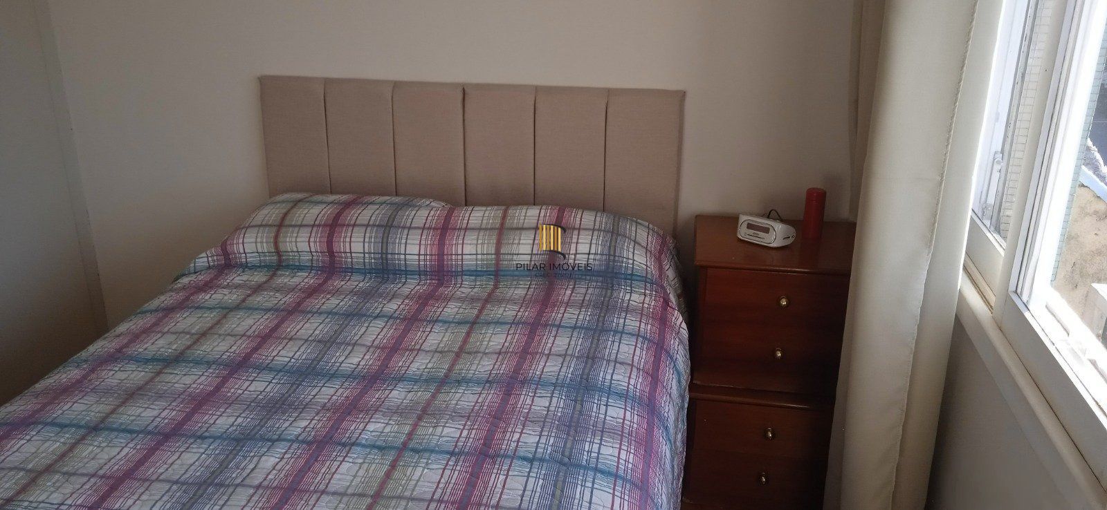 Apartamento com 3 dormitórios, living 2 ambientes, banheiro social, total de 109,57m² privativos, cozinha e área de serviço separadas.