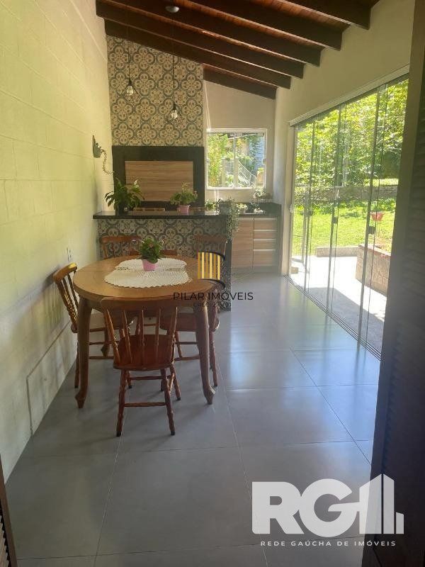 Casa 2 Dormitório(s) Bairro São Lucas