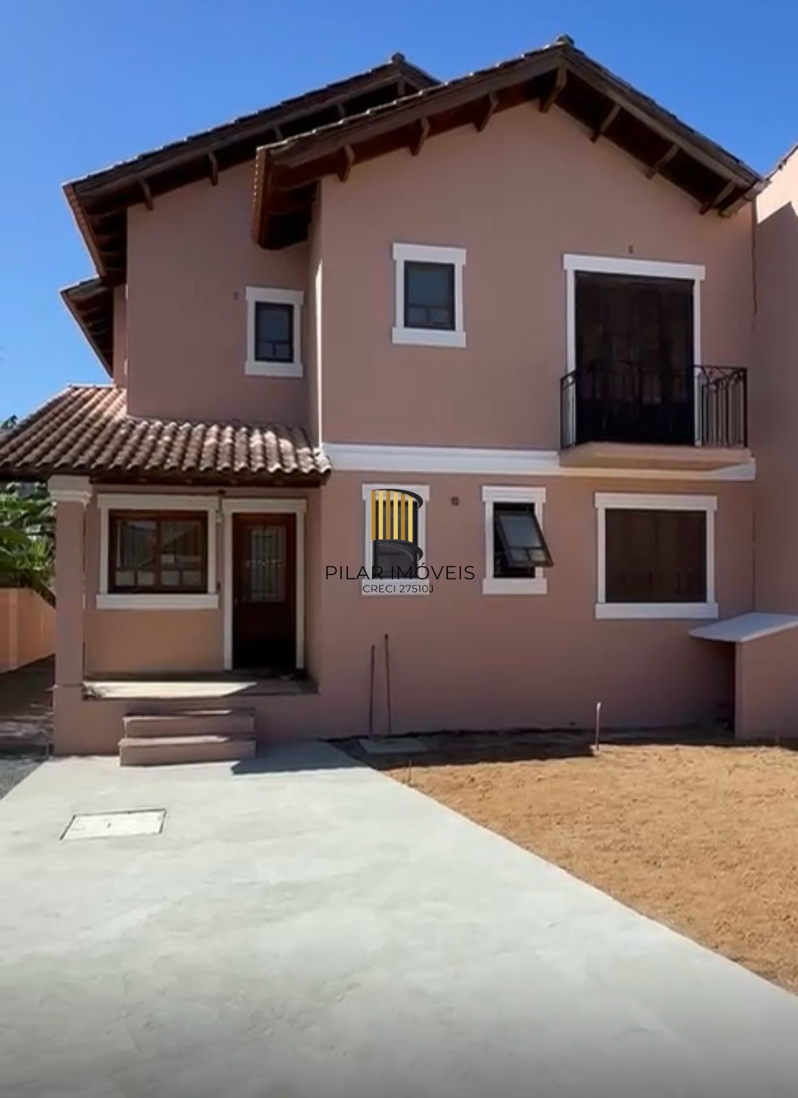 Casa 5 dormitórios no bairro Vila Nova