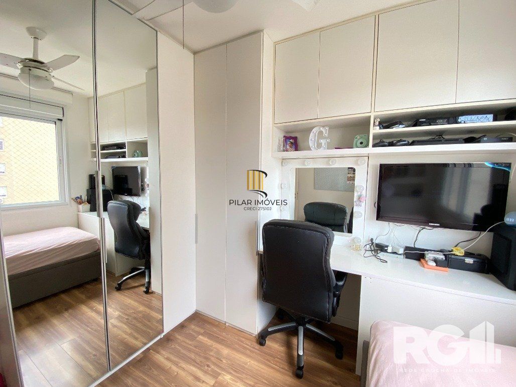 Apartamento de 2 dormitórios com suíte, churrasqueira, 2 vagas, condomínio com infraestrutura completa.