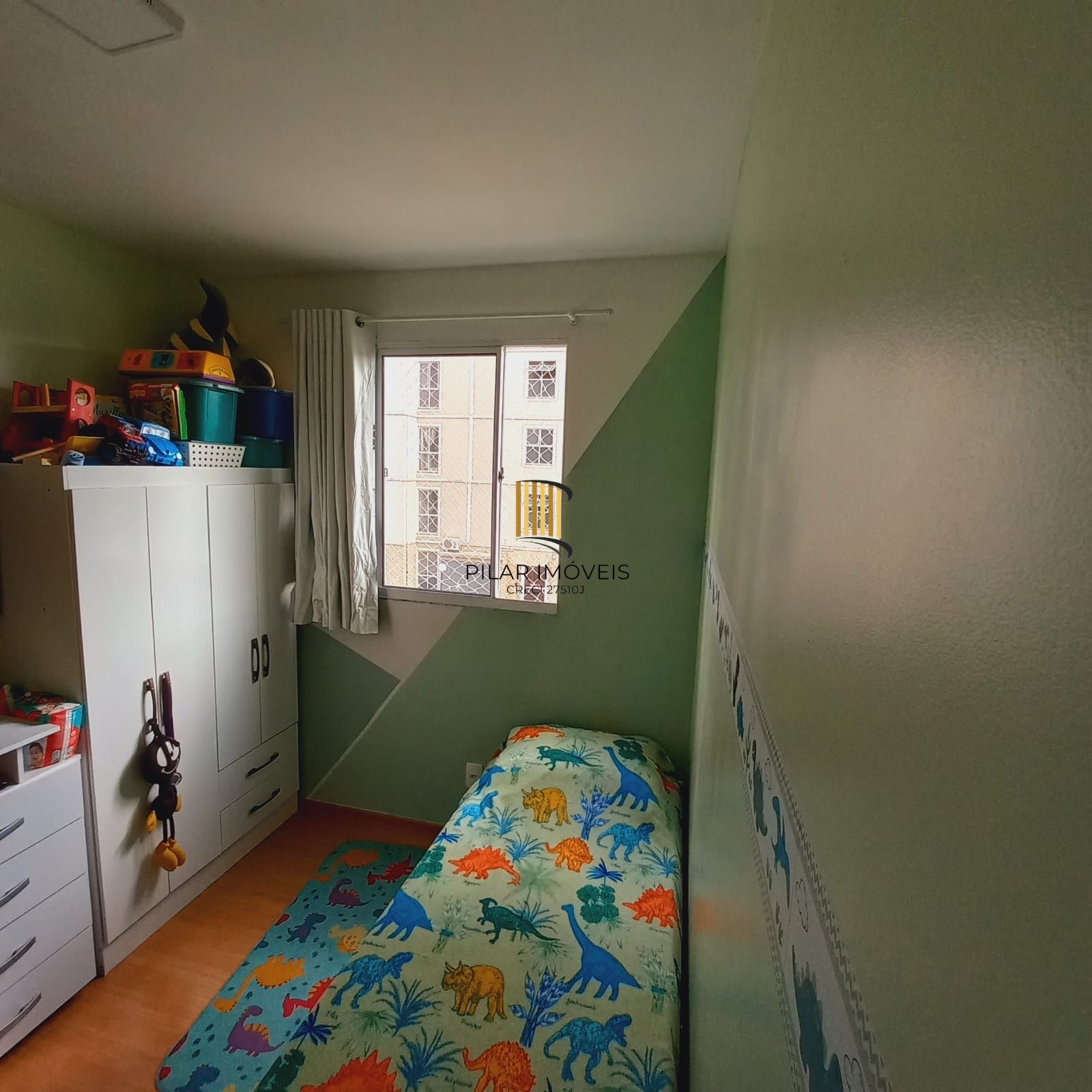 Apartamento 2 Dormitórios, sacada com churrasquieira, 1 vaga  Portaria 24h
