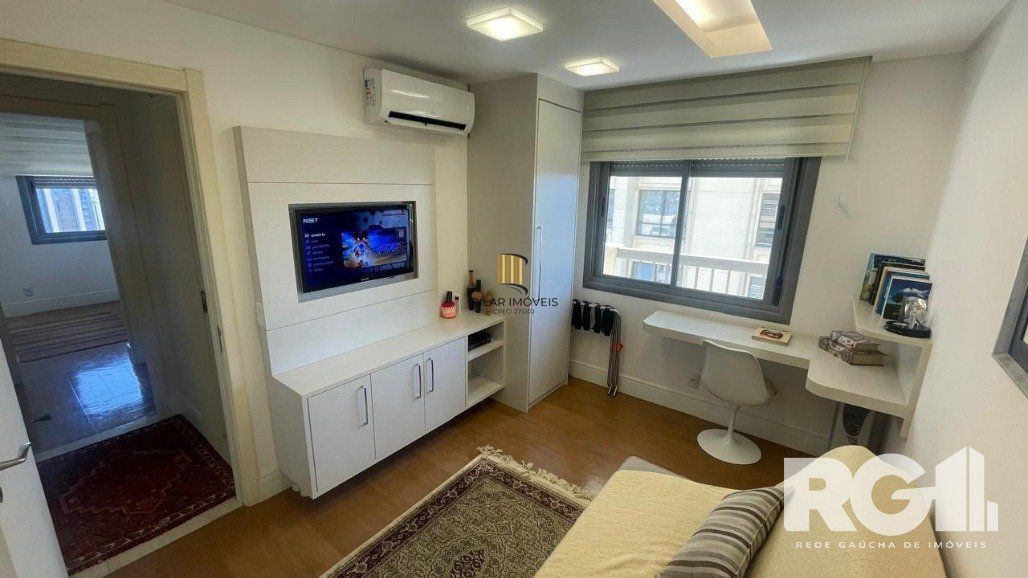 Apartamento 2 dormitórios no bairro Três Figueiras
