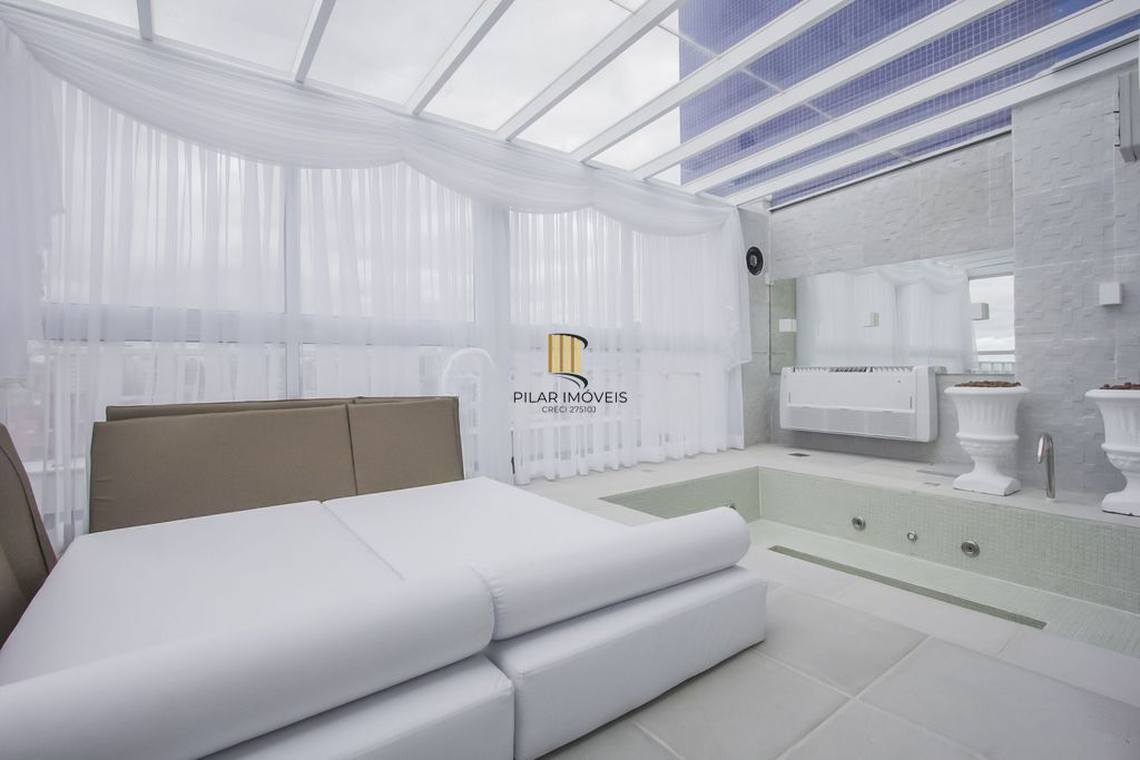 Apartamento 3 dormitórios no bairro Petrópolis
