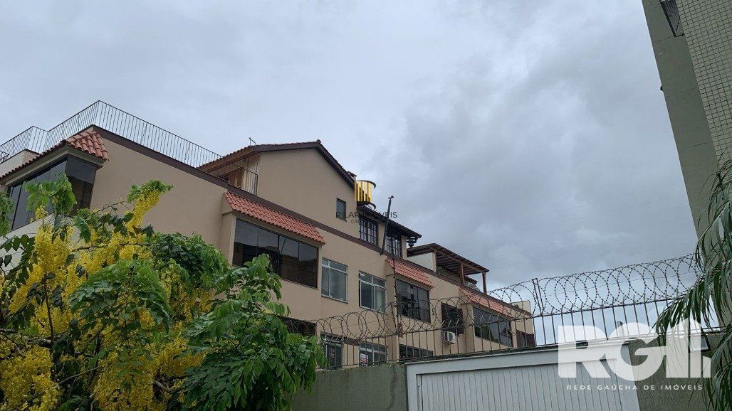 Cobertura 4 Dormitório(s) Bairro Santa Maria Goretti