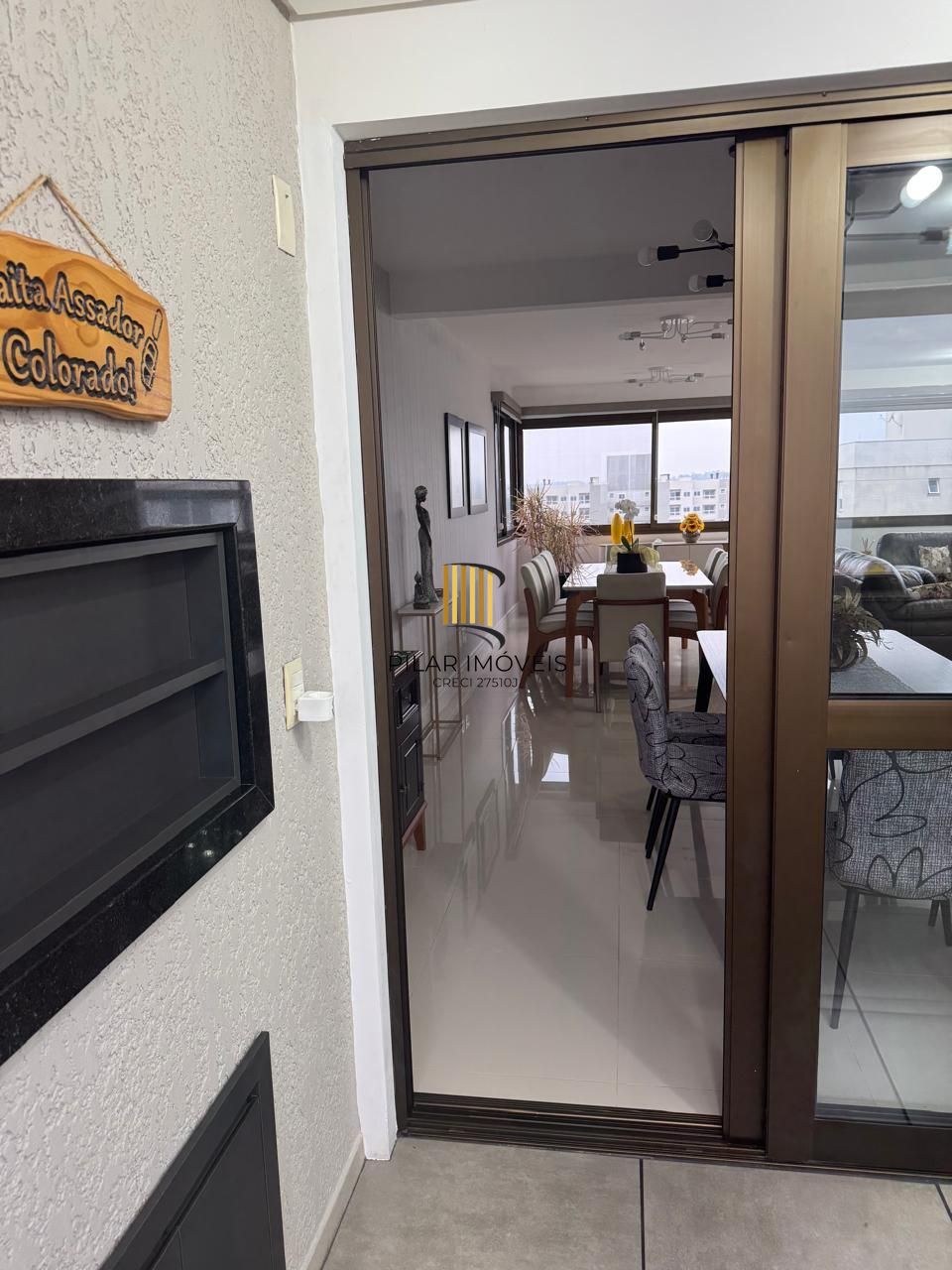 Semi-mobiliado, 3 dormitórios, 2 vagas lado a lado - Jardim Planalto