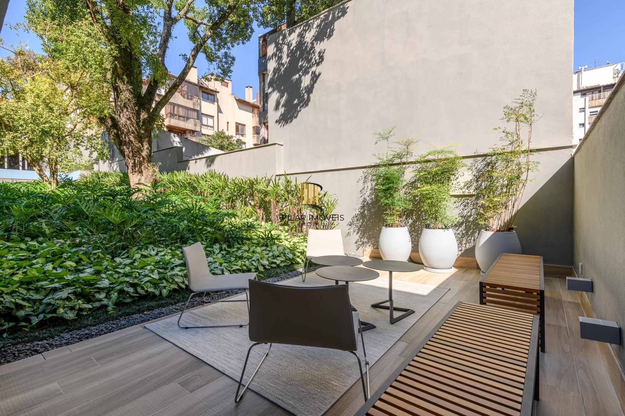 Apartamento Mobiliado 1 dorm e vaga no Mont Serrat - Porto Alegre