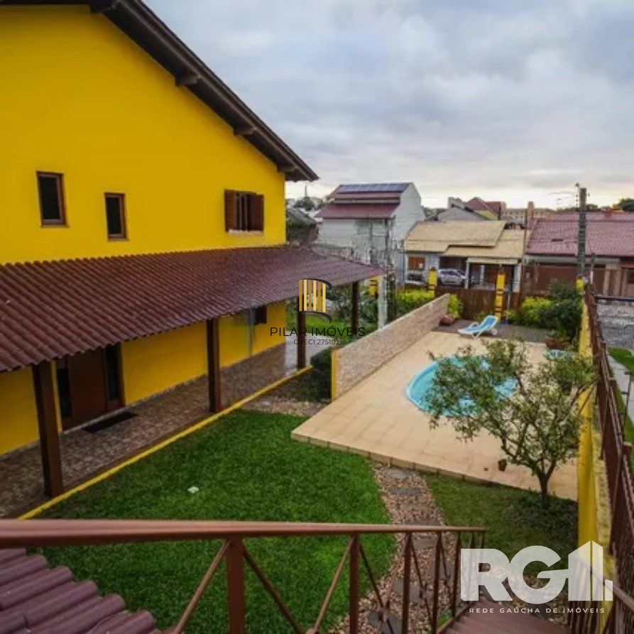 Casa 4 dormitórios no bairro Parque Santa Fé