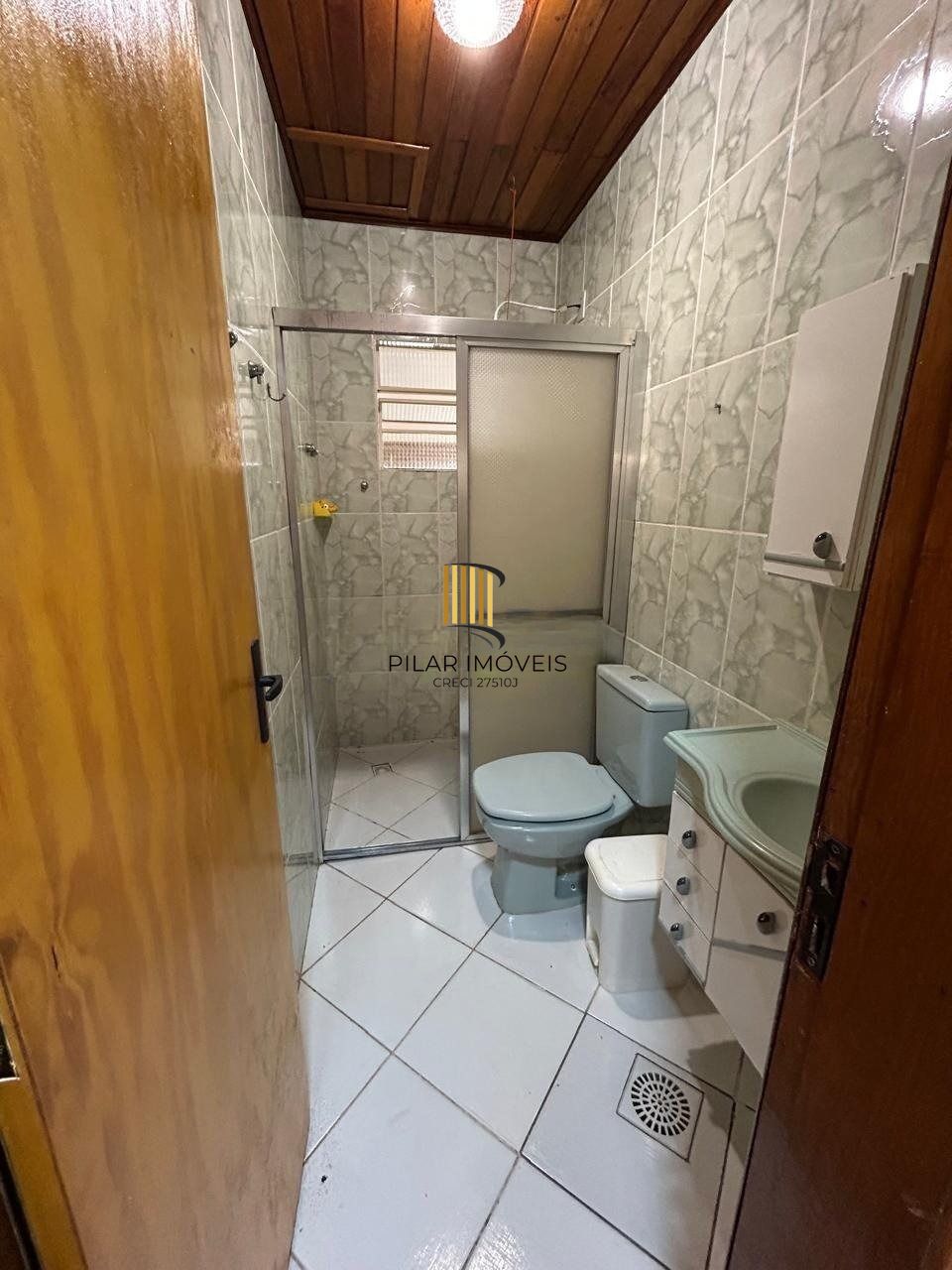 Casa 3 dormitórios com suíte e pátio no Jardim Planalto