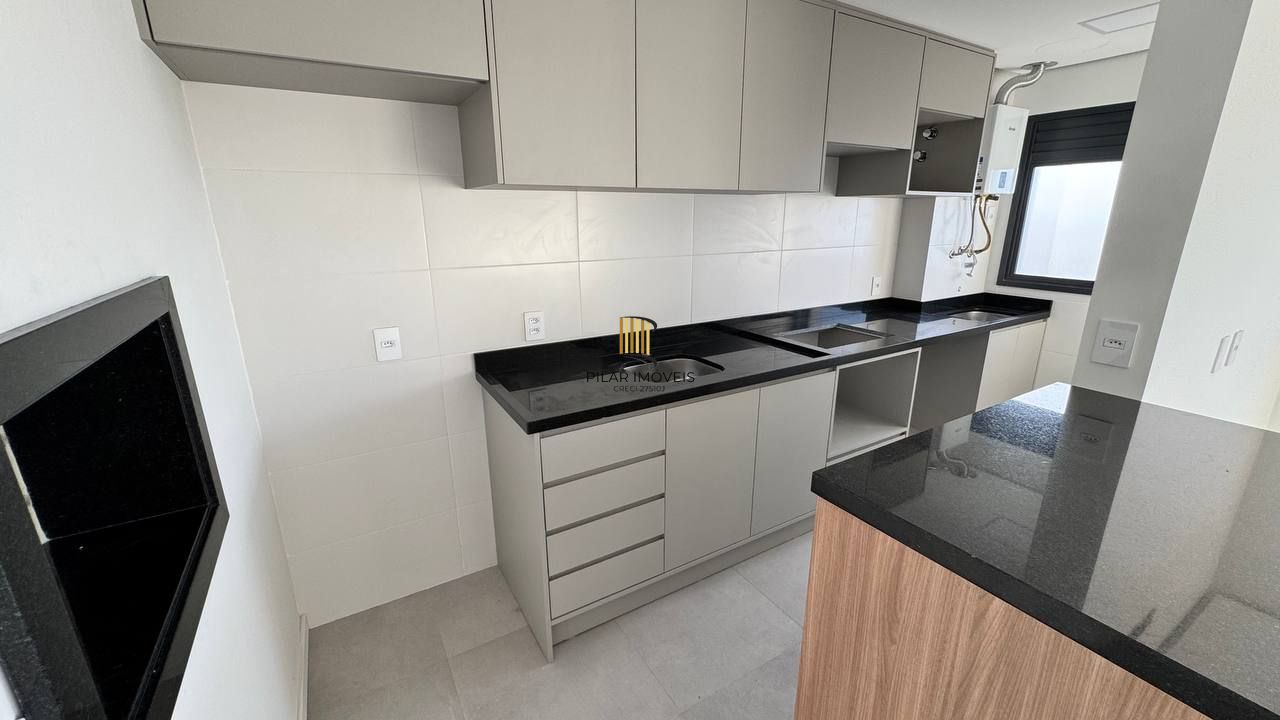 Apartamento 3 dormitórios no bairro Vila Ipiranga