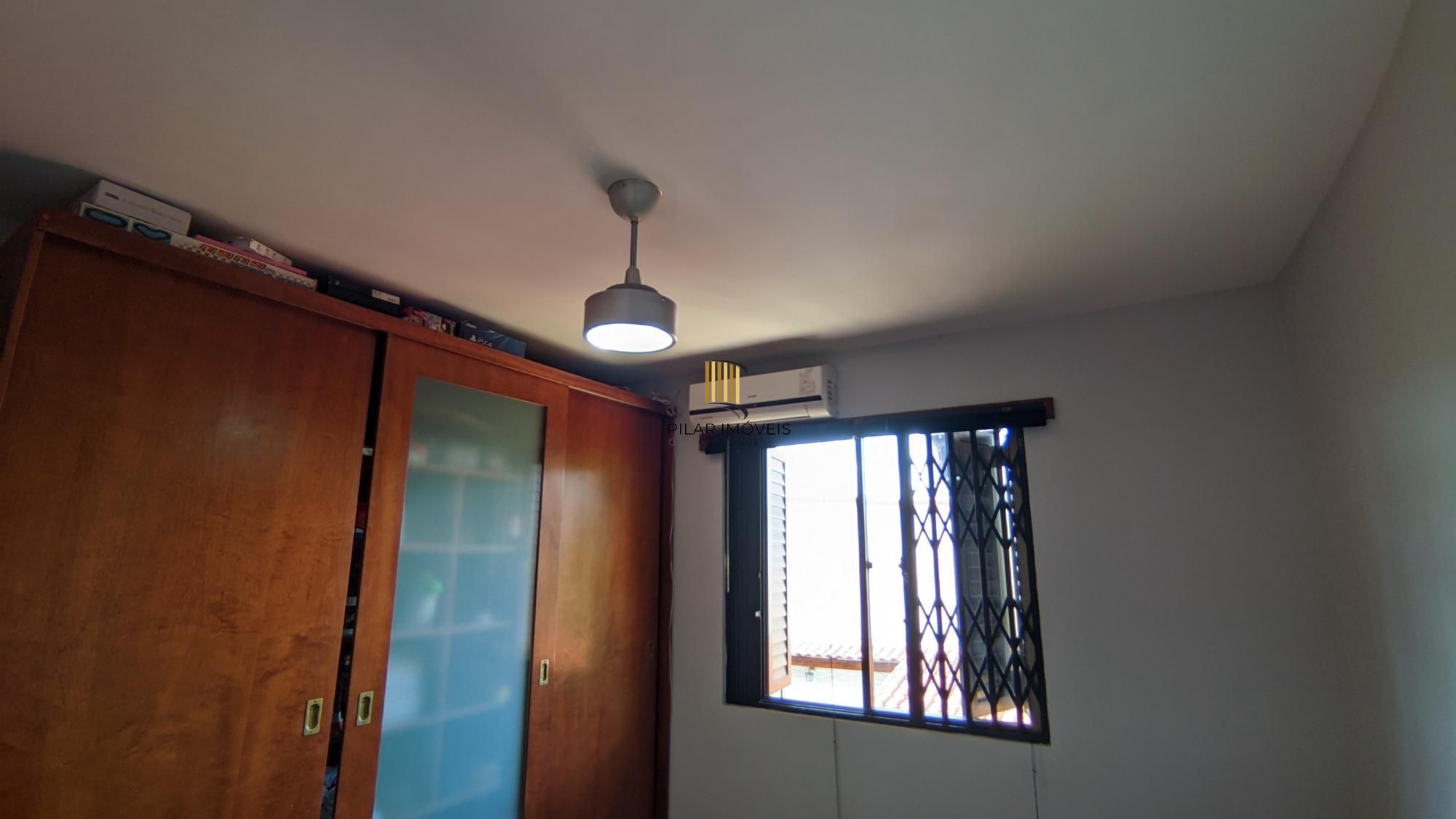 Casa de 3 Andares com Pátio e Churrasqueira Próxima ao Bourbon Country