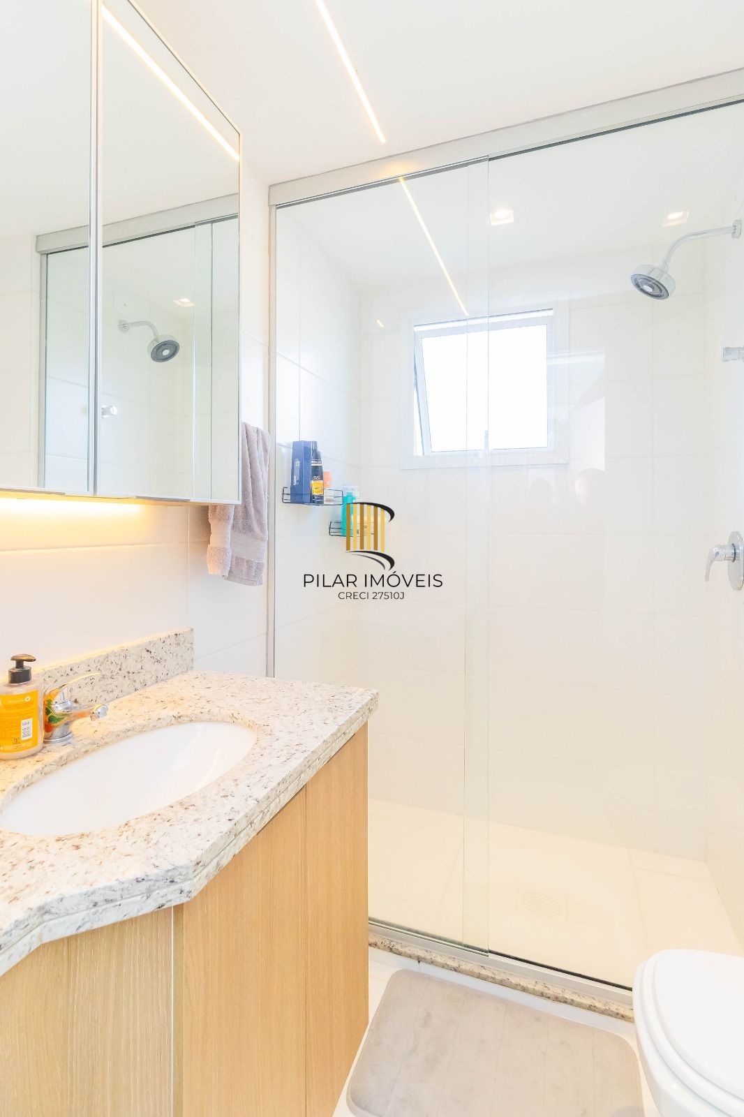 Apartamento 2 dormitórios no bairro Passo da Areia