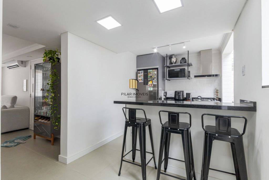 Casa de Condomínio 3 dormitórios no bairro Jardim Itu