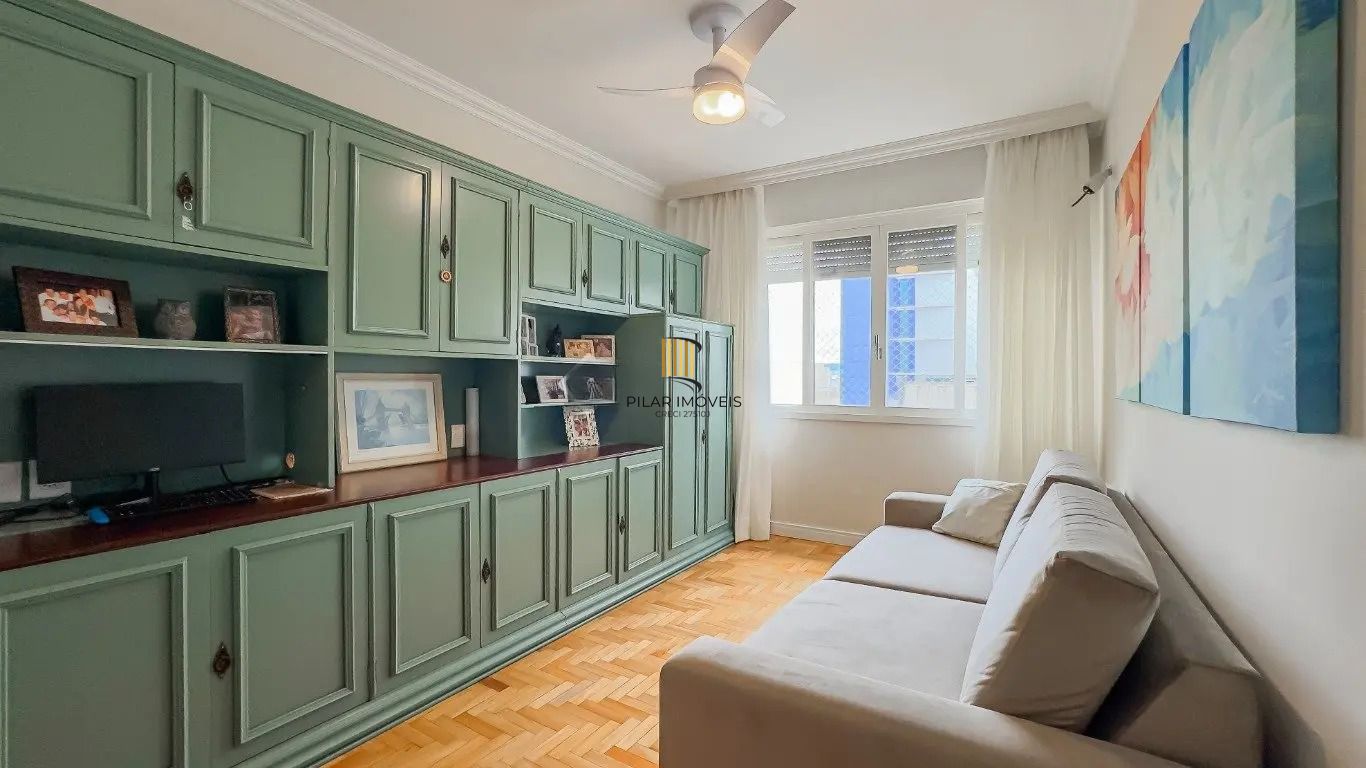 Apartamento com 3 quartos e 169m² com vista pro Guaiba, Av.  Independência, Porto Alegre.