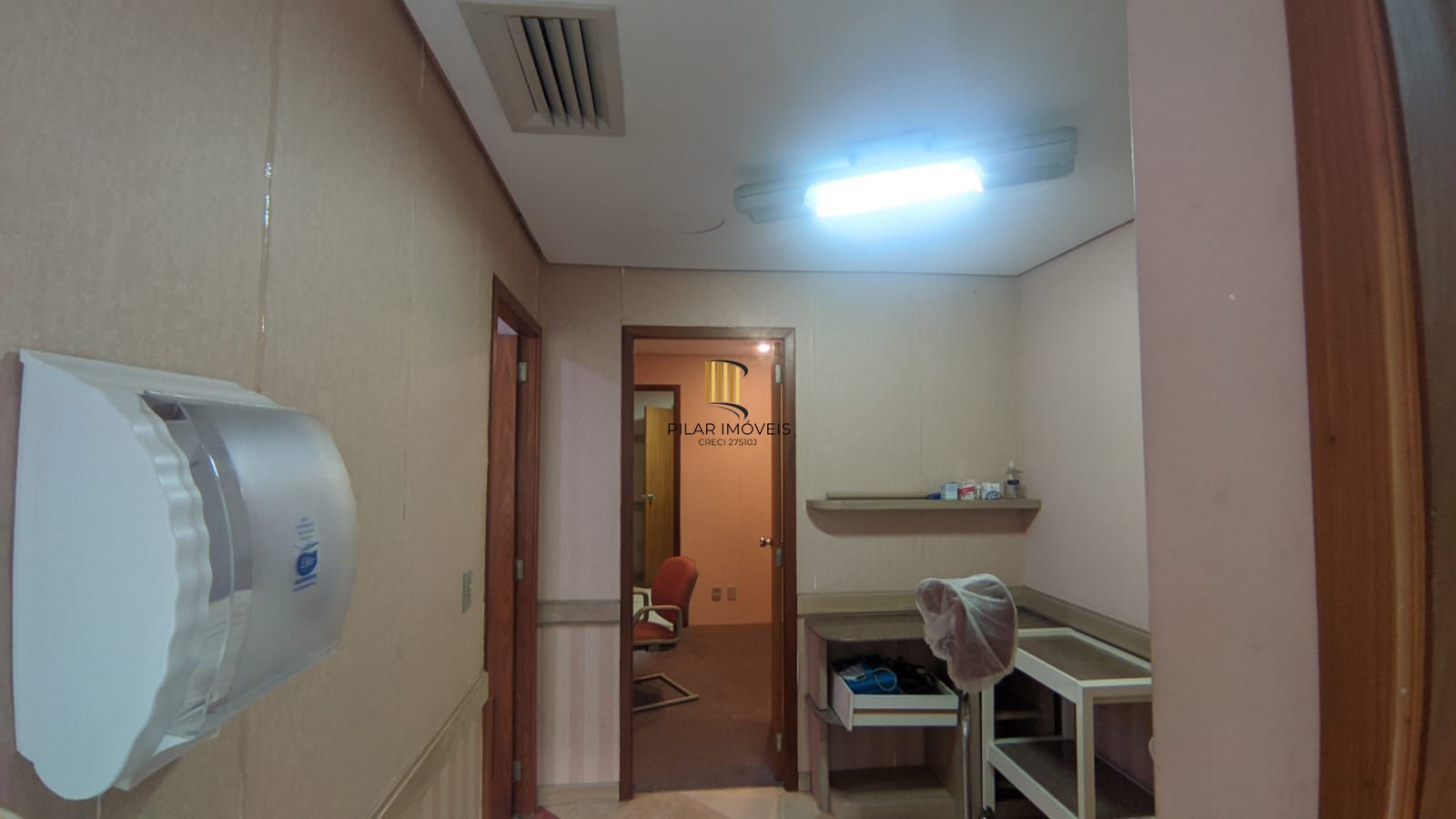 Conjunto comercial com 2 salas, prontas para atendimento, Moinhos de Vento