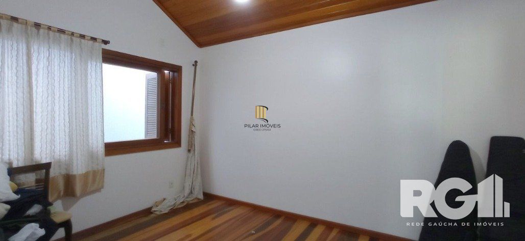 Casa 5 dormitórios no bairro Jardim Itu