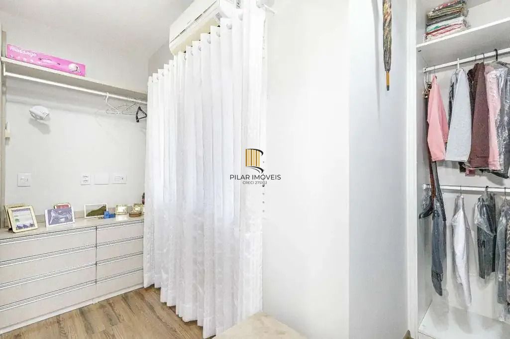 Sobrado com 3 Dormitórios, Suíte e Terraço Panorâmico - Jardim Planalto