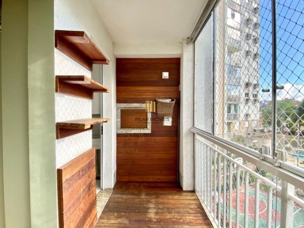 Apartamento com3 dormitórios,1 suíte, semi mobiliado e com vaga