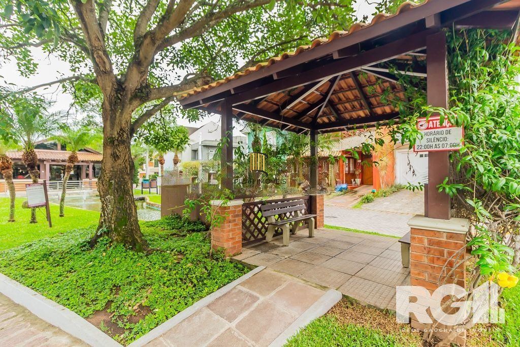 Casa de Condomínio 5 dormitórios no bairro Sarandi