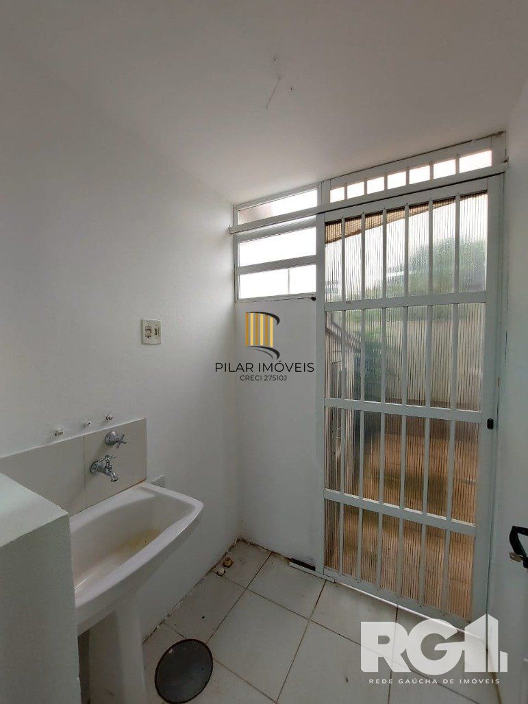 Casa Condominio 2 Dormitório(s) Bairro Marechal Rondon