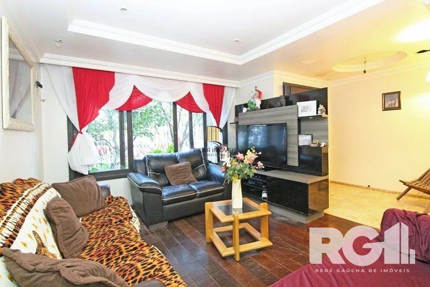 Casa 3 dormitórios no bairro Vila Ipiranga