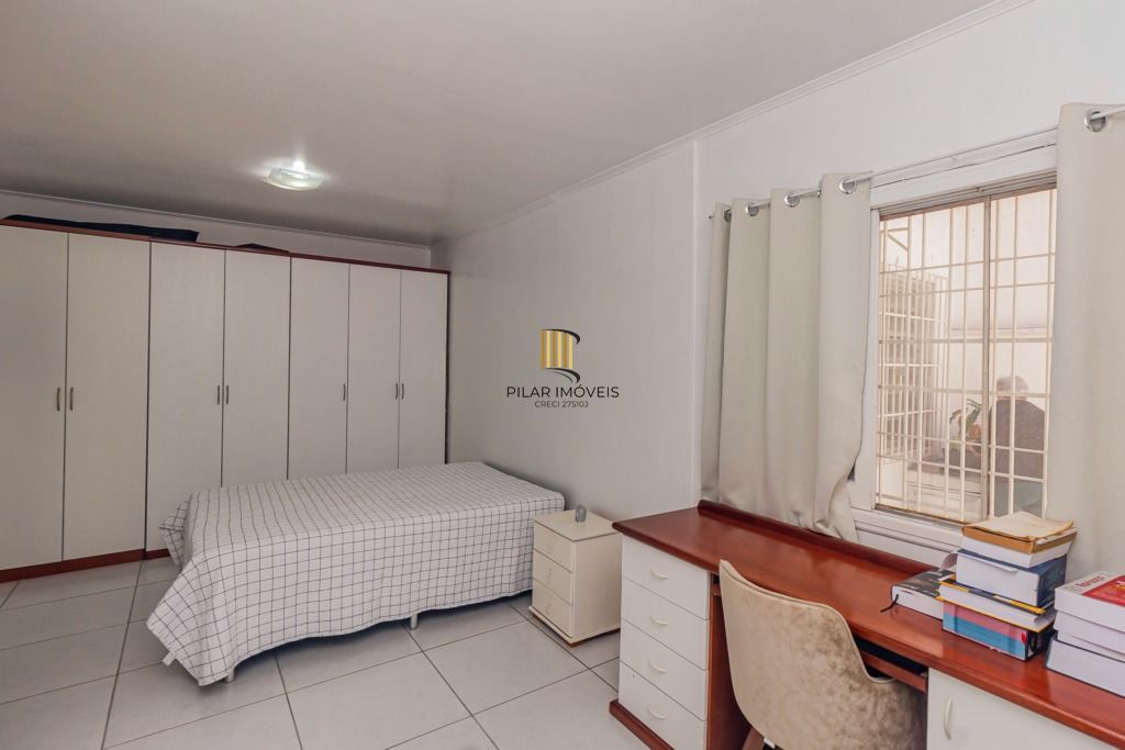 Casa 3 dormitórios, 2 suítes, piscina