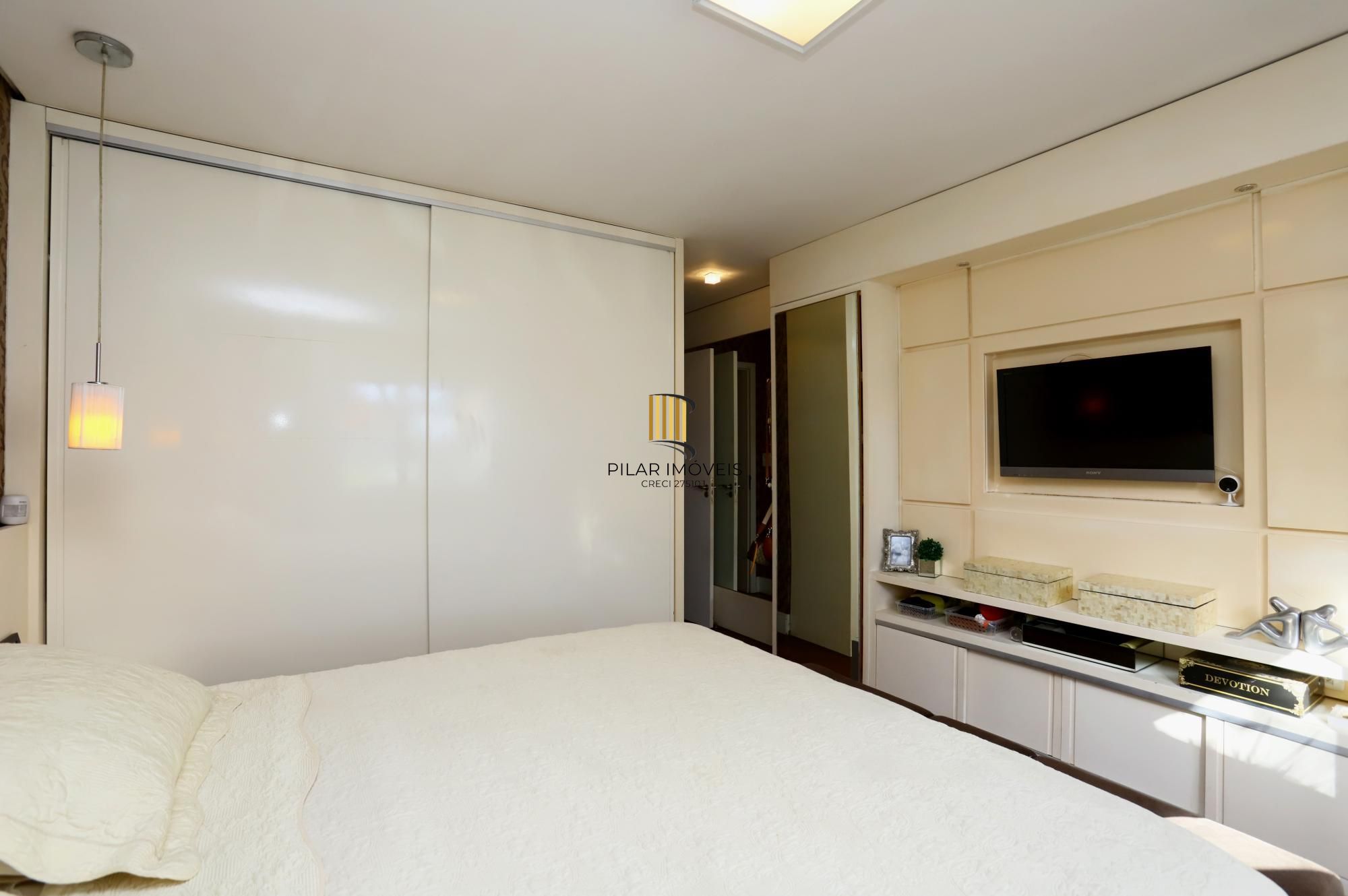 Casa mobiliada com suíte, patio e espaço gourmet completo