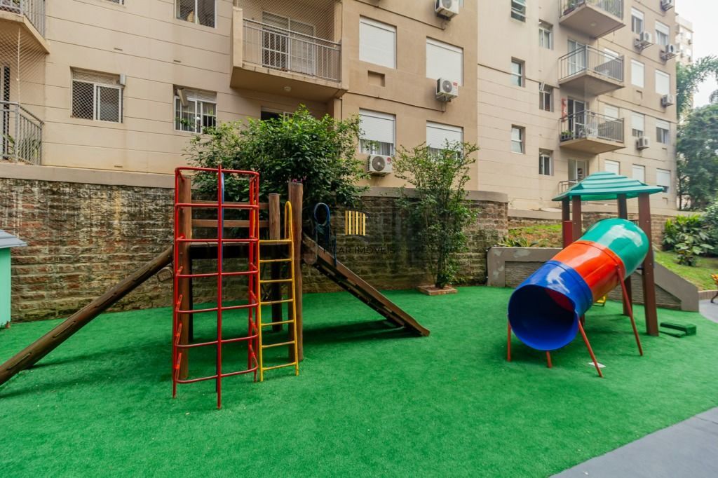 Apartamento 3 Dormitórios com Suíte, Sacada e Vaga Coberta